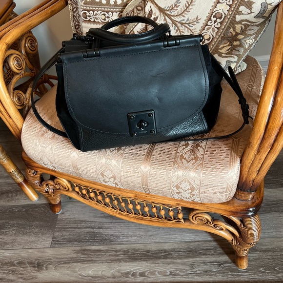 Black Coach Satchel - Picture 8 of 9